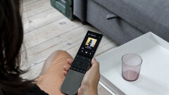 Die YIO Remote Two ist heute erfolgreich bei Kickstarter gestartet. (Bild: Kickstarter)