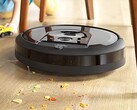 Als Retourenware im sehr guten Zustand ist der Roomba i7 Saugroboter derzeit besonders günstig bestellbar (Bild: iRobot)
