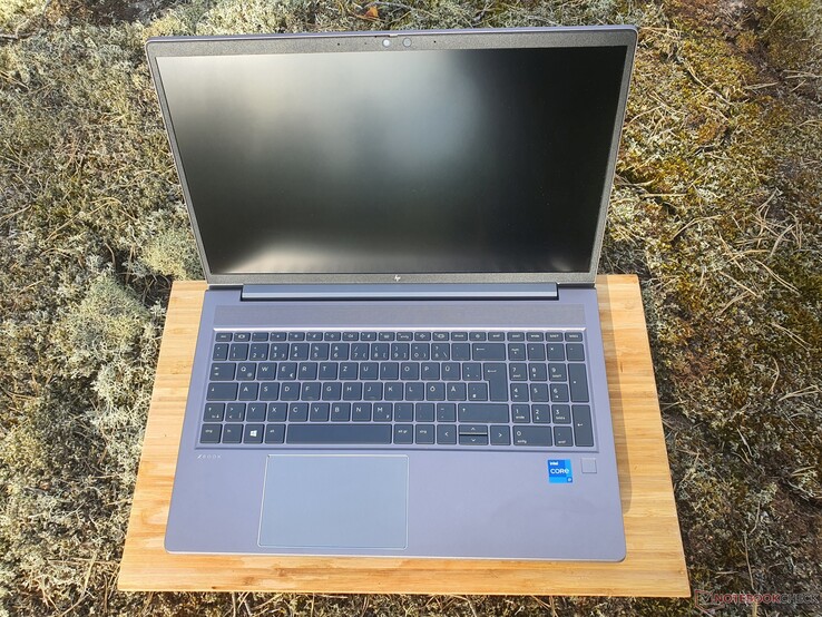 HP ZBook Power G8 mit MIL-STD 810H durability