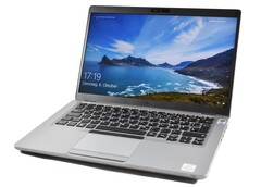 Das Dell Latitude 14 5410 kann im Refurbished-Deal derzeit für 229 Euro ergattert werden (Bildquelle: Benjamin Herzig)