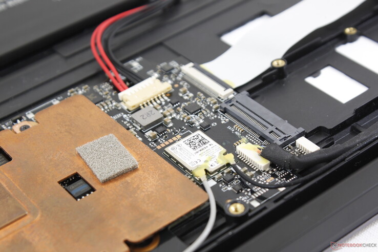 Das fest verbaute M.2-1216-Modul verhindert das Aufrüsten des WLANs
