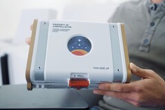 Die Starfield Constellation Edition wird mit einer funktionsfähigen Smartwatch geliefert. (Bild: Microsoft)