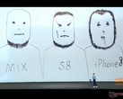 Xiaomi vergleicht sein Mi Mix 2 natürlich auch mit der Randlos-Konkurrenz.