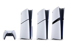 PlayStation DualSense-Controller sowie PS5, PS5 Digital Edition und PS5 Pro (von links nach rechts)