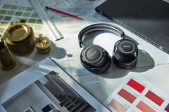 Harman Luxury Audio steigt in den Markt für drahtlose Lifestyle-Kopfhörer ein. (Bild: Harman Luxury Audio)