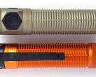 Olight Baton Ultra (oben) und Baton 4 Pro Taschenlampen.