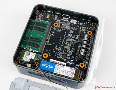 Morefine S600 Apex Engineer mit geöffneter Oberseite