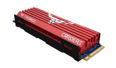 Die Cardea II ist eine SSD im klassischen Gaming-Design – fehlt nur noch RGB-Beleuchtung. (Bild: Team Group)