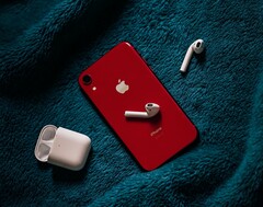 Apple soll beim nächsten iPhone auf mmWave verzichten. (Bild: Omid Armin, Unsplash)