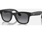 Schwarze Ray-Ban Meta Gen 2 frontal vor weißem Hintergrund, Kamera und Aufnahme-LED in den vorderen Ecken