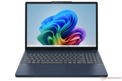 Das Lenovo IdeaPad Slim 3 15 (2026) kommt mit Intel-Wildcat-Lake-CPU und einem sehr langweiligen Gehäuse