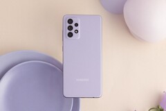 Das hier gezeigte Galaxy A52 bekommt demnächst einen Nachfolger (Bild: Samsung)