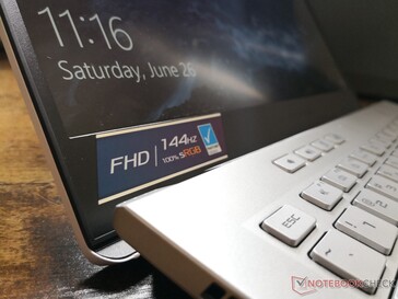 Der untere Bildschirmrand ist im Vergleich zu den anderen drei Seiten recht breit