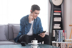 Die neuen Mobvoi Earbuds Gesture erkennen Kopfbewegungen. (Quelle: Mobvoi)