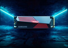 Samsung bietet die 990 Pro SSD jetzt auch mit einem Kühlkörper an, der kompakt genug für den Einsatz in einer PS5 ist. (Bild: Samsung)