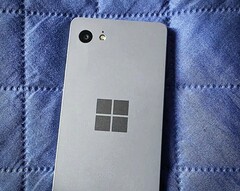 Das Microsoft Surface Phone soll ursprünglich für einen Launch im Jahr 2014 geplant gewesen sein.
