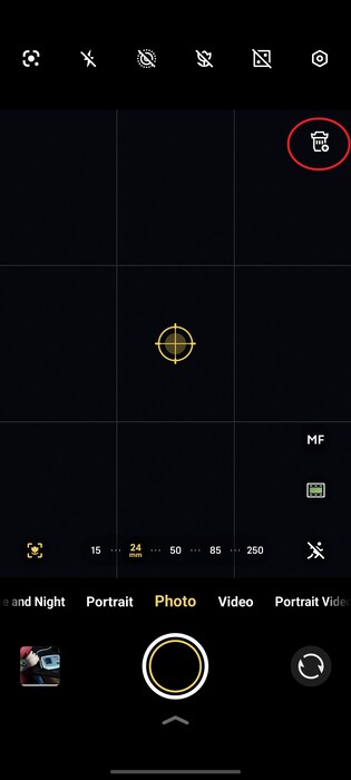 Das Telekonverter-Symbol in der Kamera-App ist ein praktischer Shortcut in den meisten Modi.