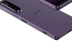 Das Sony Xperia 1 V soll laut Leaker ein besseres Kühlsystem als der Vorgänger aufweisen. Auch die Rillen im Gehäuse spielen eine Rolle. (Bild: OnLeaks, Greensmartphones)