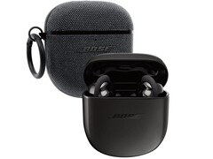 Amazon hat die weiße und auch schwarze Farbversion der QuietComfort Earbuds II vergünstigt (Bild: Bose)