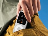 Fosi Audio greift das Design eines Apple iPod Nano auf.