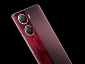 Das Vivo V29e kann seine Farbe von Rot auf Schwarz ändern. (Bild: Vivo)