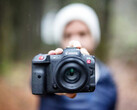 Die Canon EOS R5 C soll dank massiver Kühlung unbegrenzt 8K-Videos aufzeichnen können. (Bild: Canon)