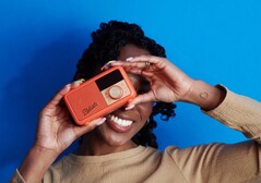 Der Roberts Revival Petite 2 erhält einen USB-C-Anschluss und eine Wecker-Funktion. (Bild: Roberts Radio)