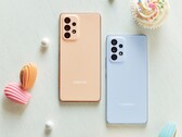 Das Samsung Galaxy A53 5G bietet durch das überarbeitete Kameramodul einen moderneren Look. (Bild: Samsung)