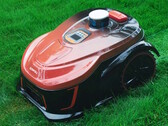 Kolmower M28E: Neuer Mähroboter mit starker Sensorik