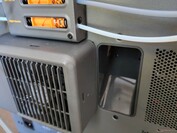 Zu sehen ist oben der Filament-Buffer, links darunter der Filter