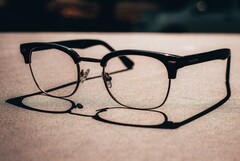 Apple Glasses: Die smarte Brille soll ein besonders leistungstarkes Display mitbringen (Symbolbild, Bradyn Trollip)