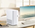 Der Asus V500 Mini Tower wird wahlweise in Weiß oder in Schwarz mit Holz-Akzent angeboten.