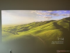 Die Farben sind lebendig, und der Kontrast ist auch bei Umgebungslicht recht gut.