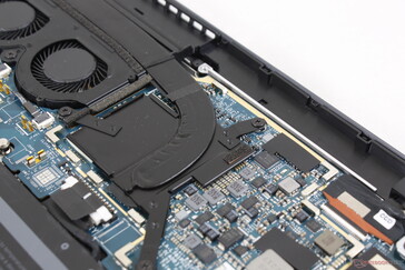 Wir bemerken bei unserem Testgerät keine großartigen elektronischen Störgeräusche wie Spulenfiepen