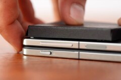 Beim OnePlus Open und beim Oppo Find N3 handelt es sich um dasselbe Smartphone. (Bild: Unbox Therapy)