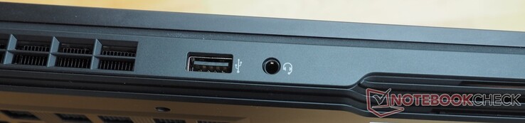 linke Seite: USB-A 3.2 Gen 2, 3.5 mm Audio-Klinke