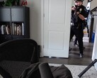 Ein bewaffnetes SWAT-Team hat nach einem Prank-Call eine Twitch-Streamerin und ihre Familie zeitweilig festgenommen (Bild: Alliestrasza)