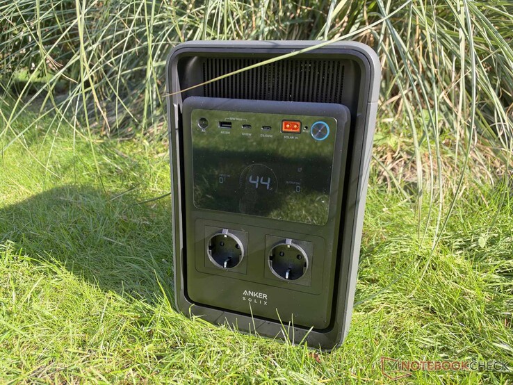Front der Anker Solix S2000