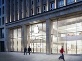 Apple Jungfernsteig in Hamburg ist nur einer der 15 Stores, die bald wieder öffnen. (Bild: Apple)