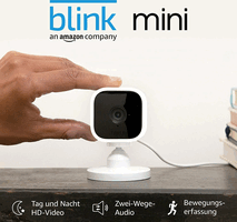 Ein Blick auf die momentan rabattierte Kamera. Sie kann im Innenbereich in Steckdosennähe montiert werden. (Bildquelle: Blink / Amazon)