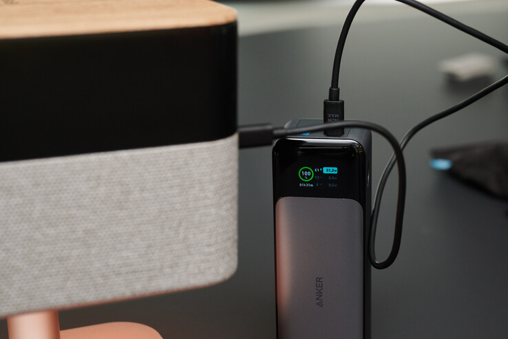 Frisch angeschlossene USB-C-Powerbank. (Bildquelle: Andreas Sebayang/Notebookcheck.com)