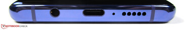 Fußseite: 3,5-mm-Klinkenanschluss, USB-C, Mikrofon, Lautsprecher