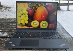 Erneut sehr günstig: Das Lenovo ThinkPad P16s ist eine mobile Workstation mit AMD Ryzen 7 Pro, geringen Emissionen und langer Akkulaufzeit, aber verlötetem RAM (Bild: Eigenes)
