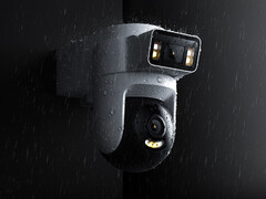 Die Smart Solar Camera 4 Pro Dual-Camera Edition. Abgebildet ist ein Werbebild, das die IP66-Zertifizierung hervorhebt