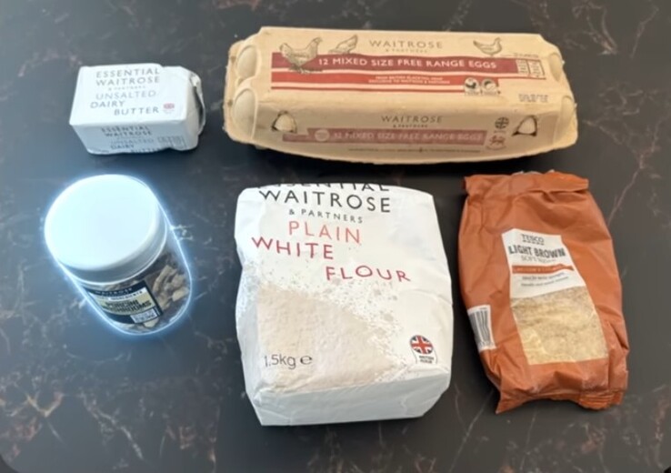 Ein bearbeitetes Bild der fünf Zutaten, die Mrwhosetheboss an KI-Chatbots übermittelt hat – mit besonderer Hervorhebung des Glases mit den Pilzen. (Bildquelle: Mrwhosetheboss; zugeschnitten)