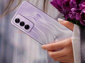 Das Oppo Reno12 Pro wird wahlweise in Violett oder in Schwarz angeboten. (Bild: Oppo)