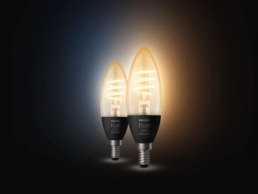 Die Filament-Lampen im E14-Sockel gibt es jetzt auch mit anpassbarer Farbtemperatur (Bild: Signify)
