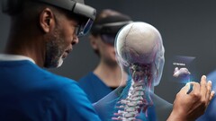 Die zweite Generation der HoloLens richtet sich vor allem an professionelle Anwender. (Bild: Microsoft)