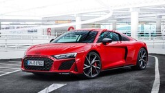Der verbrennende R8 wird Ende diesen Jahres in den Ruhestand geschickt (Bild: Audi)