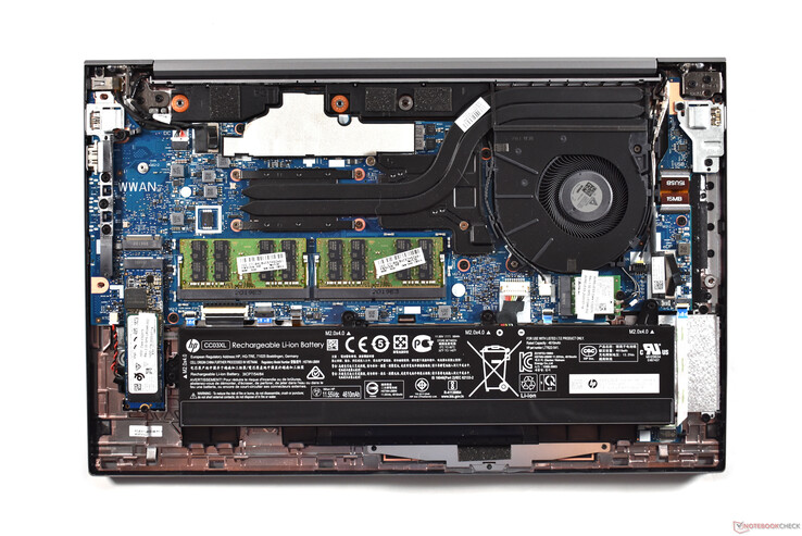 Blick ins Innere des HP ZBook Firefly 15 G7